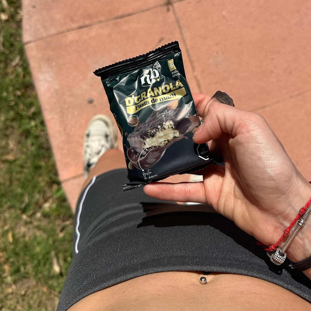 Alfajor de granola / Pasta de maní x8